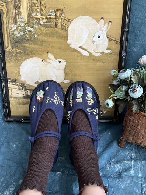 Zapatos de tela con bordado de dibujos animados vintage para mujer