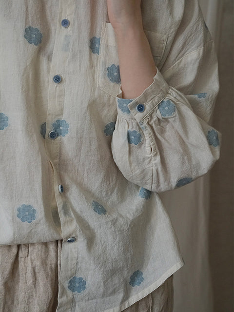 Camisa de algodón con cuello de encaje y flores primaverales para mujer