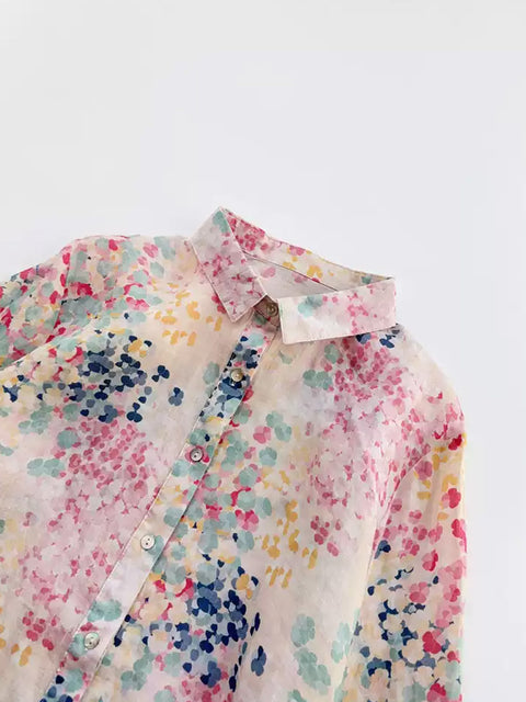 Camisa de mujer 100 % ramio con estampado de flores primaverales y estilo artístico