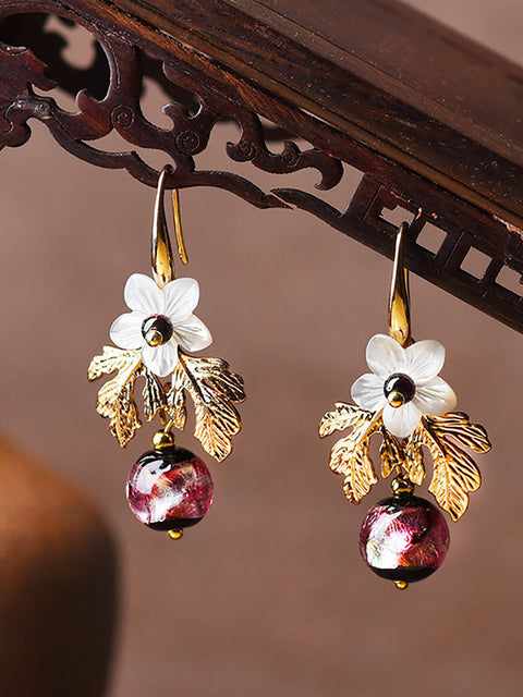 Pendientes de mujer con flor de perla retro de concha